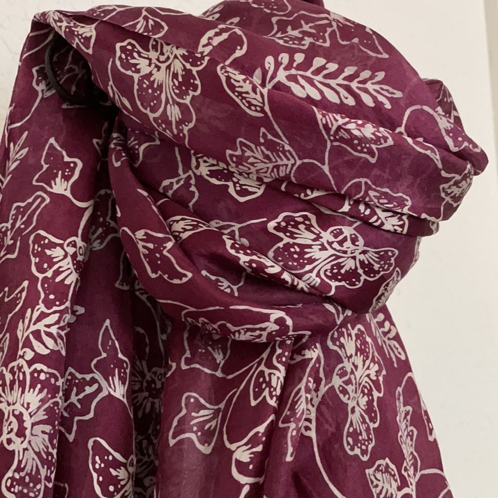 Love Shop 100% Silk Scarf - Picture 5 of 6